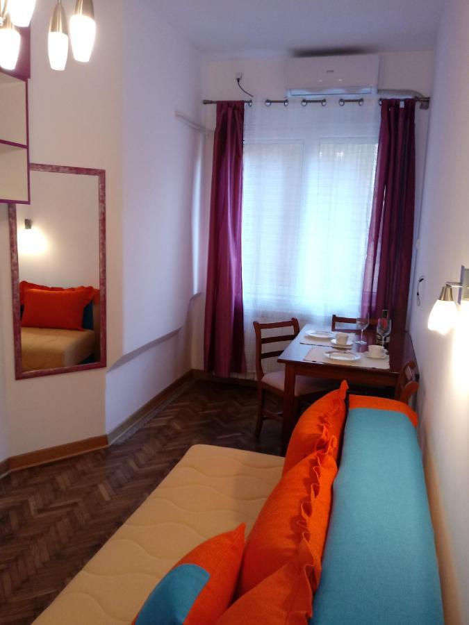 Slavija Square Apartment Белград Екстериор снимка