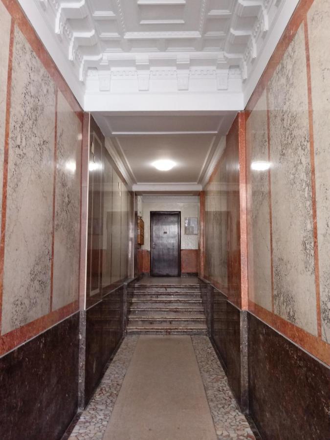 Slavija Square Apartment Белград Екстериор снимка